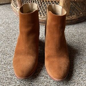 Nisolo suede heeled boots